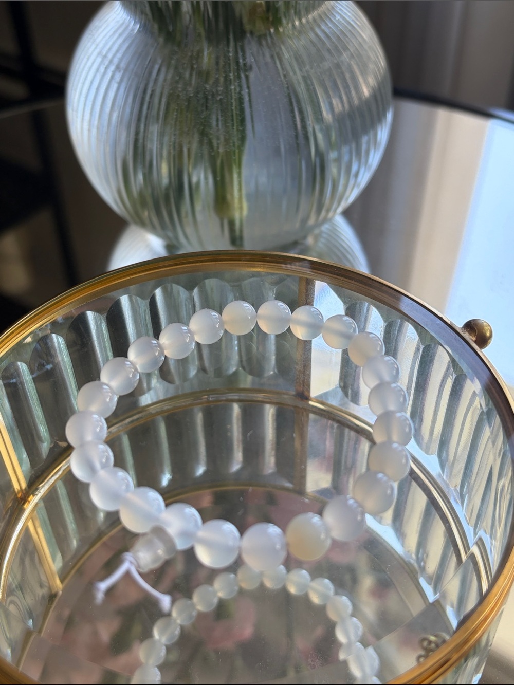 Agate White Bead Stretch Bracelet